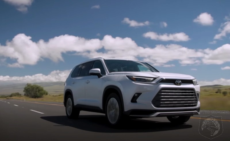 VIDEO REVIEW: THIS Or THAT? 2024 Toyota Grand Highlander. Watch And Tell Us If You Would Choose THIS Over The KIA Telluride?