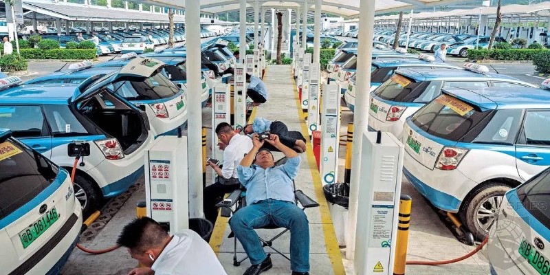 Shanghai To Implement Smart Charging Stations That Will Track User Data