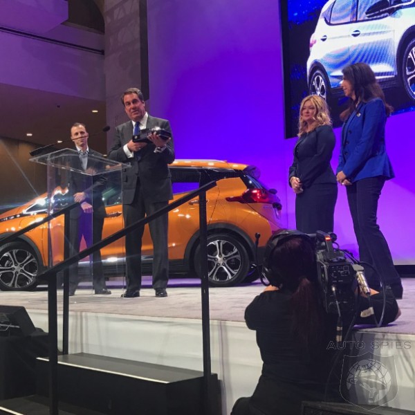 #NAIAS: Chevrolet Bolt, Honda Ridgeline, and Chrysler Pacifica Named 2017 North American Car, Truck And Utility Vehicle Of The Year