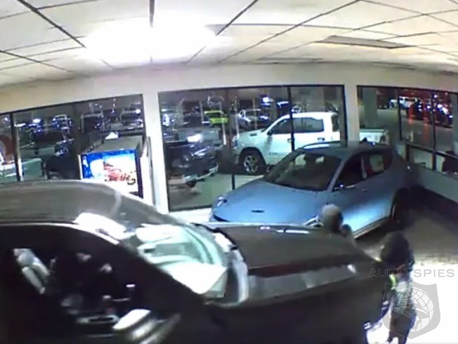 WATCH: Thieves Steal Two Dodge Charger Scat Packs Off Dealership ...