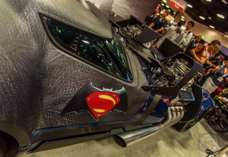 SPIED: BEST REAL-LIFE Shots Of The Batman vs. Superman Twin Mill At #ComicCon 2015
