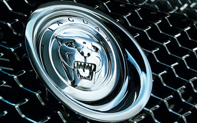 Autoweek: 510-hp 5.0-liter XFR AJ-V8 will be badged SV8 in Jaguar's 2010 XJ