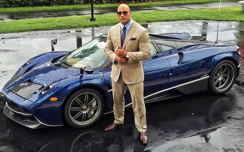 Dwayne Johnson Has a Problem to Fit into Modern Supercars