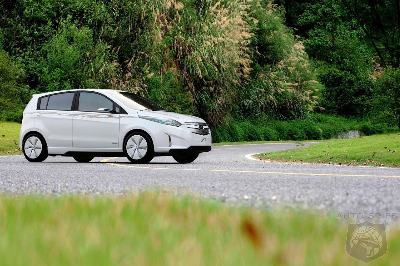 Chevrolet Sail EV Concept makes its debut in China