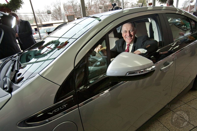 Retired airline pilot Jeffrey Kaffee receives pre-ordered Chevrolet Volt